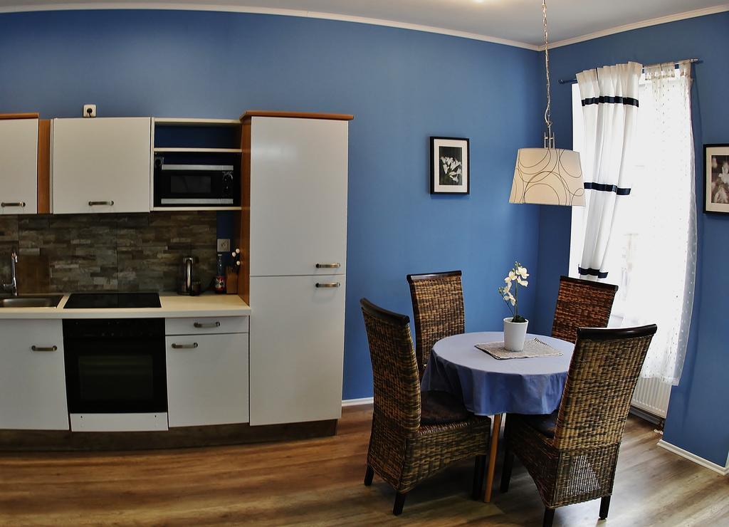 Apartman Lukas การ์โลวีวารี ภายนอก รูปภาพ