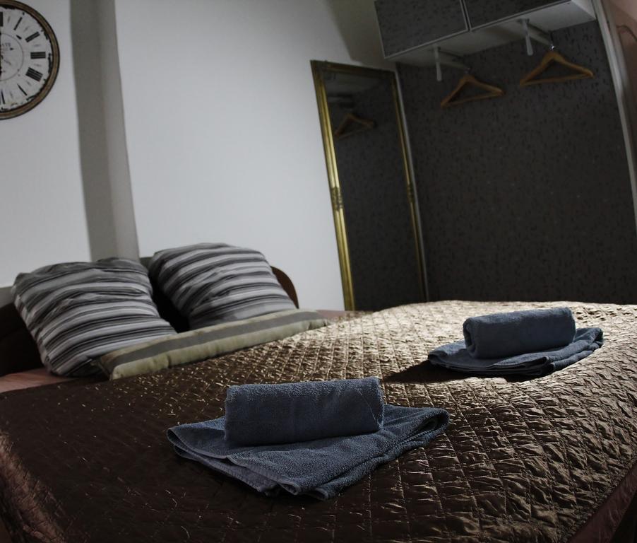 Apartman Lukas การ์โลวีวารี ภายนอก รูปภาพ